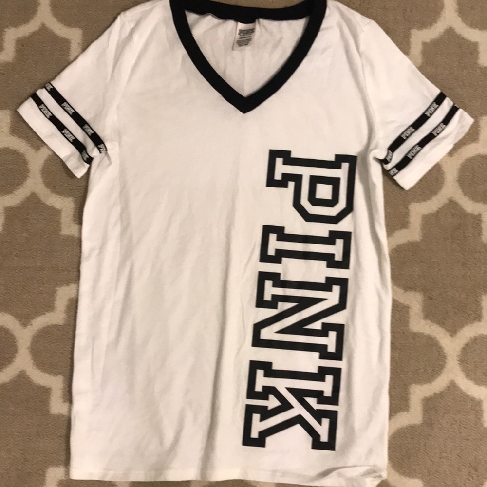 NWOT PINK T-shirt size Small